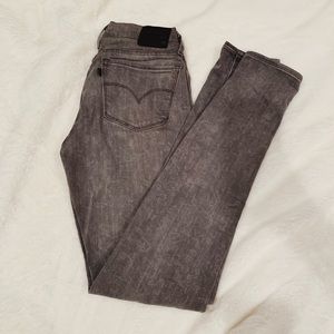❤️LIKE NEW Levi’s 710 Super Skinny Gray Jeans❤️